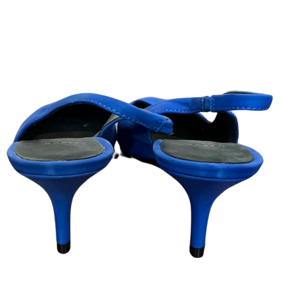 Theory Carmen Kitten Slingback Heel