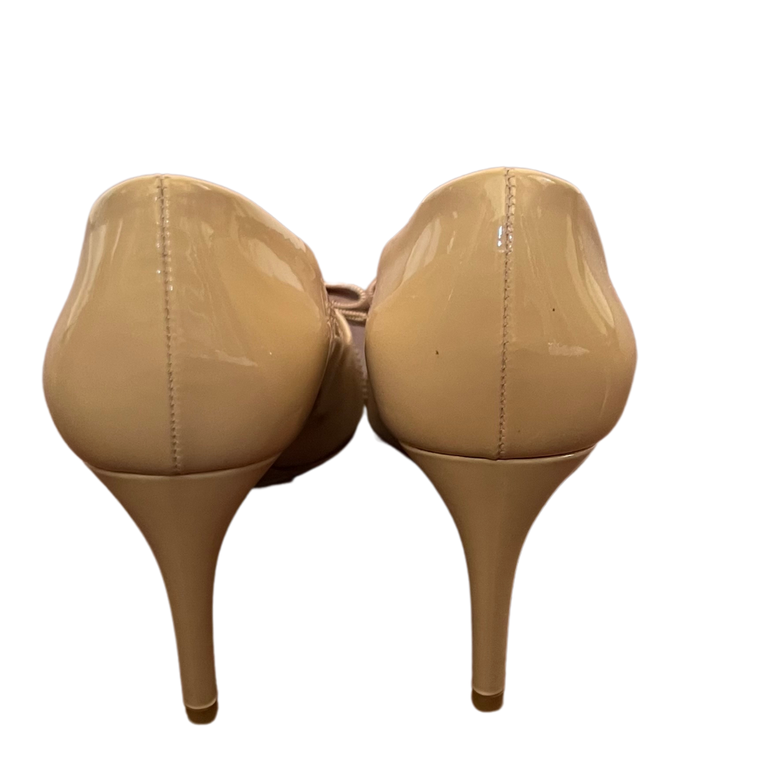 Salvatore Ferragamo Vara Bow Peep-Toe Pumps